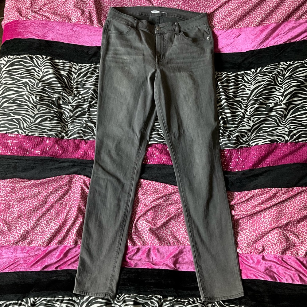 Women’s Gray Super Skinny Jeans